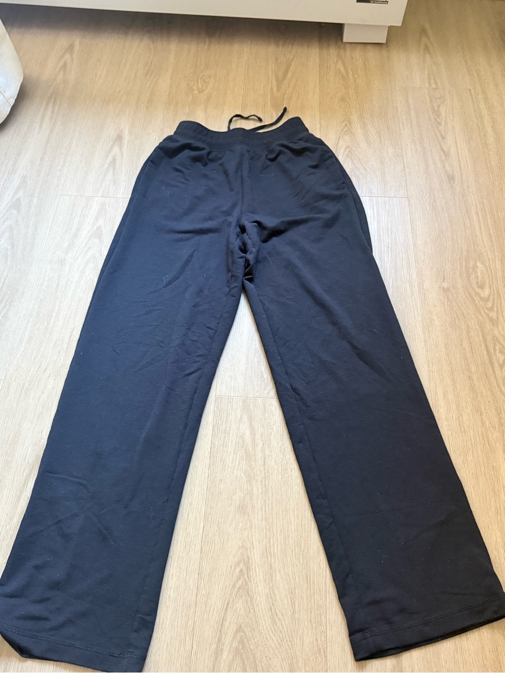 ALO Yoga Black Wide-Leg Sweatpants